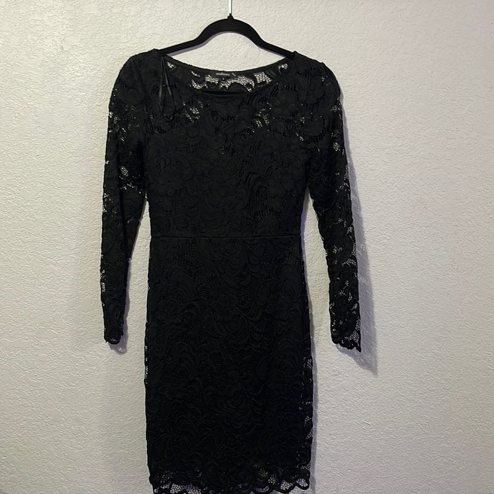 Lace Longsleeve Black Dress